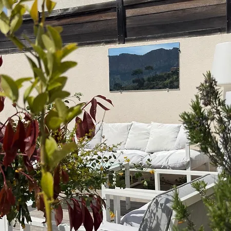 Maison Soleil 카시스